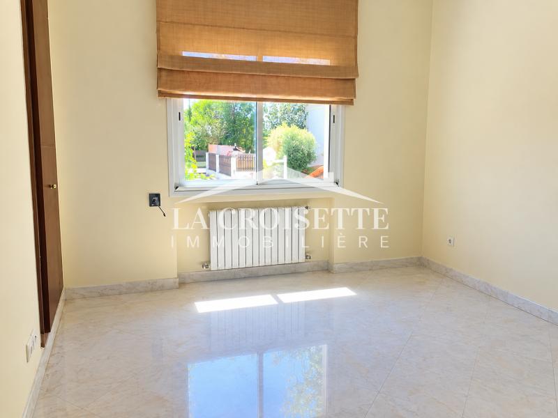 Appartement S+4 vue sur lac avec jardin aux Berges du Lac 1